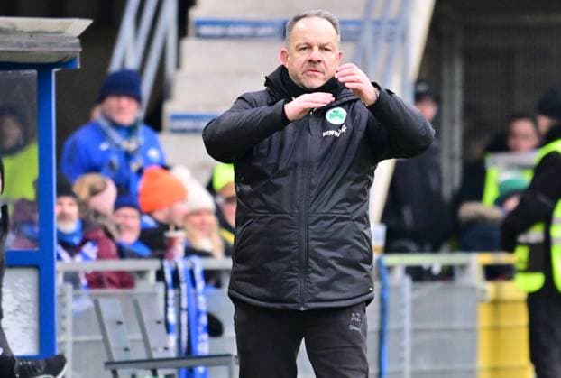 21 01 2024 Soccer Season 2023 2024 2 Soccer Bundesliga 18 Matchday SC Paderborn 07 SCP SpVgg Greuther Fürth Kleeblatt Sportfoto Zink xwoxzix DFL regulations prohibit any use of photographs as image sequences and or quasi video only for editorial use Alexander Zorniger Trainer SpVgg Greuther Fürth