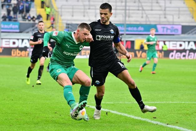 21 01 2024 Soccer Season 2023 2024 2 Soccer Bundesliga 18 Matchday SC Paderborn 07 SCP SpVgg Greuther Fürth Kleeblatt Sportfoto Zink xwoxzix DFL regulations prohibit any use of photographs as image sequences and or quasi video only for editorial use Lukas Petkov 16, SpVgg Greuther Fürth Visar Musliu 16, SC Paderborn 07