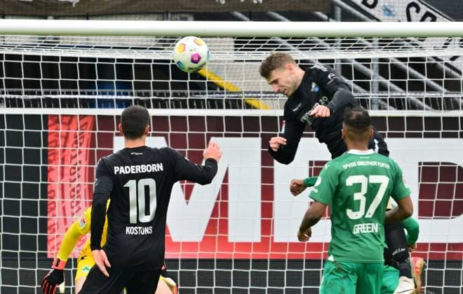 21 01 2024 Soccer Season 2023 2024 2 Soccer Bundesliga 18 Matchday SC Paderborn 07 SCP SpVgg Greuther Fürth Kleeblatt Sportfoto Zink xwoxzix DFL regulations prohibit any use of photographs as image sequences and or quasi video only for editorial use Felix Platte 36, SC Paderborn 07 Chance Torchance