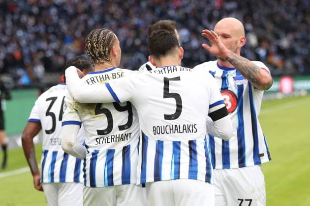 21 01 2024, xtgx, Fußball 2 Bundesliga, Hertha BSC Berlin Fortuna Duesseldorf emspor, v l Torjubel nach dem Tor zum celebrating the goal celebrate 2 1 durch Derry Scherhant Hertha BSC Berlin DFL DFB REGULATIONS PROHIBIT ANY USE OF PHOTOGRAPHS as IMAGE SEQUENCES and or QUASI VIDEO Berlin