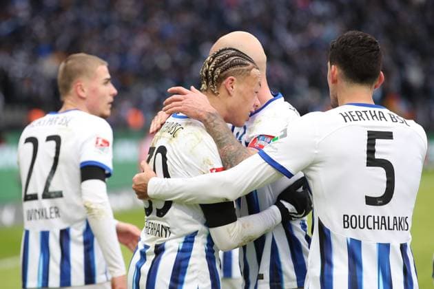 21 01 2024, xtgx, Fußball 2 Bundesliga, Hertha BSC Berlin Fortuna Duesseldorf emspor, v l Torjubel nach dem Tor zum celebrating the goal celebrate 2 1 durch Derry Scherhant Hertha BSC Berlin DFL DFB REGULATIONS PROHIBIT ANY USE OF PHOTOGRAPHS as IMAGE SEQUENCES and or QUASI VIDEO Berlin