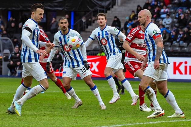 Soccer 2 Bundesliga, Hertha BSC Fortuna Duesseldorf 21 01 2024, xdanx, Soccer 2 Bundesliga, Hertha BSC Fortuna Duesseldorf, v l Haris Tabakovic Hertha BSC 25 ,Aymen Barkok Hertha BSC 18 ,Agustin Rogel Hertha BSC 3 ,duel, duel, fight, tackle DFL DFB REGULATIONS PROHIBIT ANY USE OF PHOTOGRAPHS as IMAGE SEQUENCES and or QUASI VIDEO Photo Daniel Lakomski Mix1 Berlin Olympiastadion Berlin Berlin Germany EN Copyright: xDanielxLakomskix