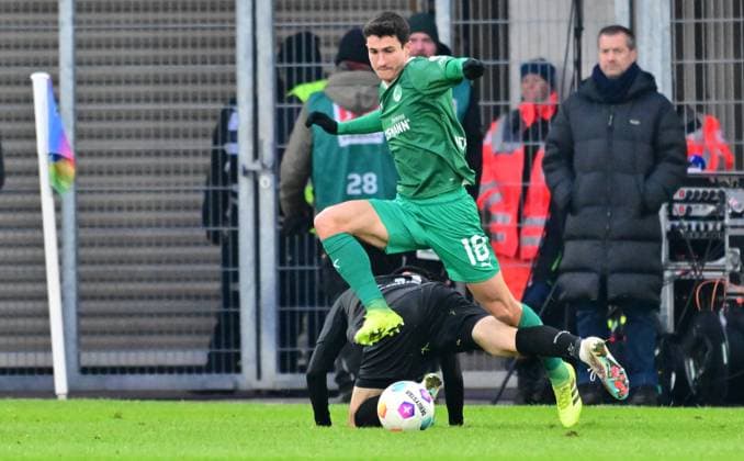 21 01 2024 Soccer Season 2023 2024 2 Soccer Bundesliga 18 Matchday SC Paderborn 07 SCP SpVgg Greuther Fürth Kleeblatt Sportfoto Zink xwoxzix DFL regulations prohibit any use of photographs as image sequences and or quasi video only for editorial use Marco Meyerhöfer Meyerhoefer 18, SpVgg Greuther Fürth