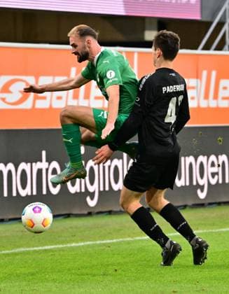 21 01 2024 Soccer Season 2023 2024 2 Soccer Bundesliga 18 Matchday SC Paderborn 07 SCP SpVgg Greuther Fürth Kleeblatt Sportfoto Zink xwoxzix DFL regulations prohibit any use of photographs as image sequences and or quasi video only for editorial use Simon Asta 2, SpVgg Greuther Fürth Martin Ens 43, SC Paderborn 07