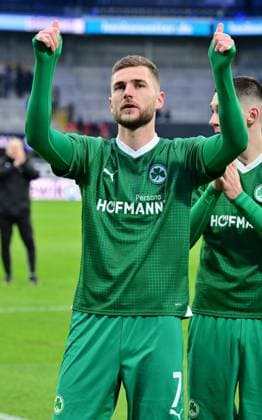 21 01 2024 Soccer Season 2023 2024 2 Soccer Bundesliga 18 Matchday SC Paderborn 07 SCP SpVgg Greuther Fürth Kleeblatt Sportfoto Zink xwoxzix DFL regulations prohibit any use of photographs as image sequences and or quasi video only for editorial use Dennis Srbeny 7, SpVgg Greuther Fürth Thumbs up Thumbs up