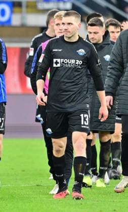 21 01 2024 Soccer Season 2023 2024 2 Soccer Bundesliga 18 Matchday SC Paderborn 07 SCP SpVgg Greuther Fürth Kleeblatt Sportfoto Zink xwoxzix DFL regulations prohibit any use of photographs as image sequences and or quasi video only for editorial use Robert Leipertz 13, SC Paderborn 07 disappointed Disappointment after the end of the match
