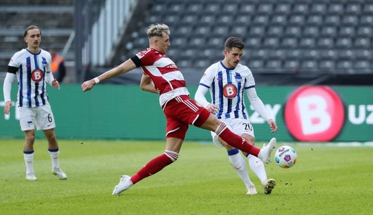 Jona Niemiec, Marc Oliver Kempf duel match scene Action Sport Football Soccer DFL 2 Bundesliga Men 18 Matchday Season 2023 2024 21 01 2024 Hertha BSC Berlin vs Fortuna Düsseldorf DFL regulations prohibit any use of photographs as image sequences and or quasi video