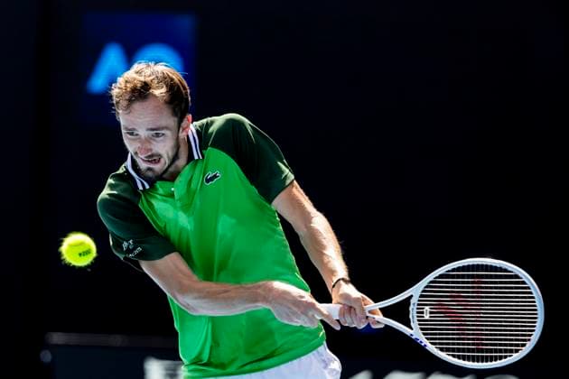 MELBOURNE, VIC - JANUARY 22: Daniil Medvedev of Russia in action during the 4th round of the 2024 Australian Open on January 22 2024, at Melbourne Park in Melbourne, Australia. (Photo by Jason Heidrich Icon Sportswire) TENNIS: JAN 22 Australian Open EDITORIAL USE ONLY Icon240122080