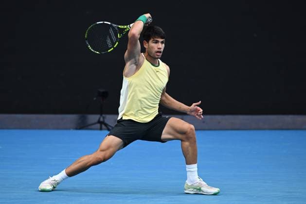 TENNIS AUSTRALIAN OPEN, Carlos Alcaraz of Spain in action during his 4th round match against Miomir Kecmanovic of Serbia on Day 9 of the 2024 Australian Open at Melbourne Park in Melbourne, Monday, January 22, 2024. ( NO ARCHIVING, EDITORIAL USE ONLY, NO USE IN BOOKS WITHOUT CONSENT MELBOURNE VICTORIA AUSTRALIA  Copyright: xJOELxCARRETTx 20240122001892184648