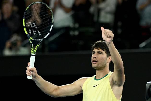 TENNIS AUSTRALIAN OPEN, Carlos Alcaraz of Spain celebrates match point during his 4th round win against Miomir Kecmanovic of Serbia on Day 9 of the 2024 Australian Open at Melbourne Park in Melbourne, Monday, January 22, 2024. ( NO ARCHIVING, EDITORIAL USE ONLY, NO USE IN BOOKS WITHOUT CONSENT MELBOURNE VICTORIA AUSTRALIA  Copyright: xJOELxCARRETTx 20240122001892207249