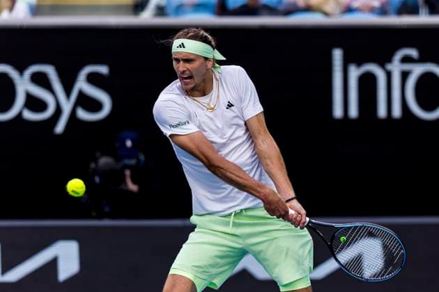 MELBOURNE, VIC - JANUARY 22: Alexander Zverev of Germany in action during the 4th round of the 2024 Australian Open on January 22 2024, at Melbourne Park in Melbourne, Australia. (Photo by Jason Heidrich Icon Sportswire) TENNIS: JAN 22 Australian Open EDITORIAL USE ONLY Icon240122138