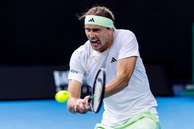 MELBOURNE, VIC - JANUARY 22: Alexander Zverev of Germany in action during the 4th round of the 2024 Australian Open on January 22 2024, at Melbourne Park in Melbourne, Australia. (Photo by Jason Heidrich Icon Sportswire) TENNIS: JAN 22 Australian Open EDITORIAL USE ONLY Icon240122143