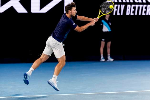 MELBOURNE, VIC - JANUARY 22: Miomir Kecmanovic of Serbia in action during the 4th round of the 2024 Australian Open on January 22 2024, at Melbourne Park in Melbourne, Australia. (Photo by Jason Heidrich Icon Sportswire) TENNIS: JAN 22 Australian Open EDITORIAL USE ONLY Icon240122223