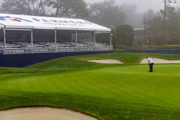 LA JOLLA, CA - JANUARY 22: Rafael Campos putts on the South Course 18th green on the first practice day before this week™s PGA, Golf Herren Tour Farmer™s Insurance Open, at Torrey Pines Golf Course, Monday, January 22, 2024, in La Jolla, California. (Photo by Tony Ding Icon Sportswire) GOLF: JAN 22 PGA Farmers Insurance Open EDITORIAL USE ONLY Icon46520240122008