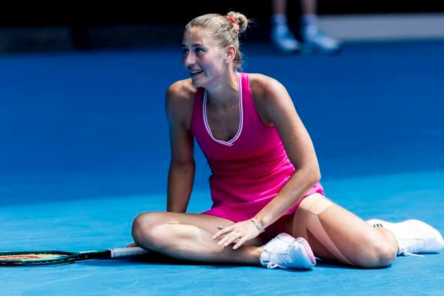 MELBOURNE, VIC - JANUARY 23: Marta Kostyuk of Ukraine shows her frustration during the Quarterfinals of the 2024 Australian Open on January 23 2024, at Melbourne Park in Melbourne, Australia. (Photo by Jason Heidrich Icon Sportswire) TENNIS: JAN 23 Australian Open EDITORIAL USE ONLY Icon240123051