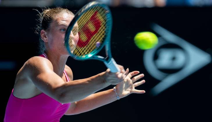 (240123) -- MELBOURNE, Jan. 23, 2024 -- Marta Kostyuk hits a return during the women s singles quarterfinal match between Coco Gauff of the United States and Marta Kostyuk of Ukraine at Australian Open tennis tournament in Melbourne, Australia, Jan. 23, 2024. (Photo by Xinhua) (SP)AUSTRALIA-MELBOURNE-TENNIS-AUSTRALIAN OPEN HuxJingchen 