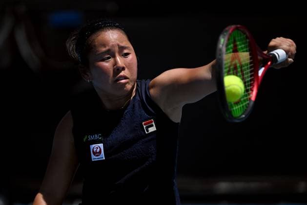 TENNIS AUSTRALIAN OPEN, Yui Kamiji of Japan in action during her Quaterfinals Women?s Wheelchair match against Dana Mathewson of the USA on Day 11 of the 2024 Australian Open at Melbourne Park in Melbourne, Wednesday, January 24, 2024. ( NO ARCHIVING, EDITORIAL USE ONLY, NO USE IN BOOKS WITHOUT CONSENT MELBOURNE VICTORIA AUSTRALIA  Copyright: xJAMESxROSSx 20240124001892865012