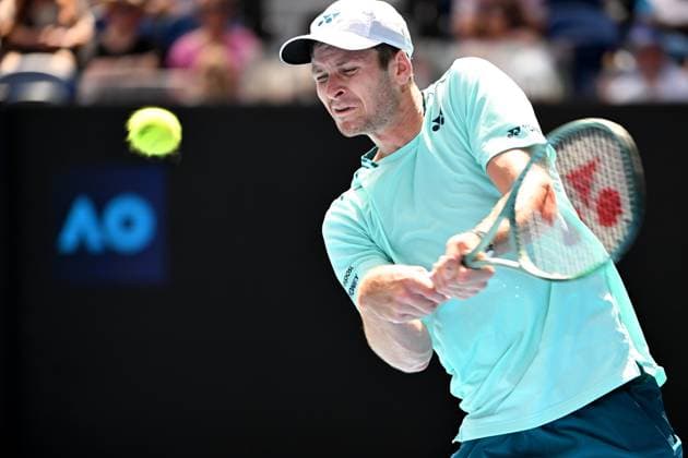 TENNIS AUSTRALIAN OPEN, Hubert Hurkacz of Poland in action during his Quaterfinal match against Daniil Medvedev of Russia on Day 11 of the 2024 Australian Open at Melbourne Park in Melbourne, Wednesday, January 24, 2024. ( NO ARCHIVING, EDITORIAL USE ONLY, NO USE IN BOOKS WITHOUT CONSENT MELBOURNE VICTORIA AUSTRALIA  Copyright: xJAMESxROSSx 20240124001892881959