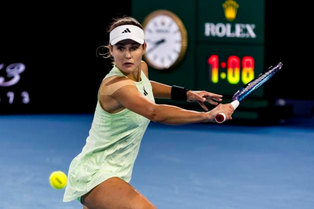 MELBOURNE, VIC - JANUARY 24: Anna Kalinskaya of Russia in action during the Quarterfinals of the 2024 Australian Open on January 24 2024, at Melbourne Park in Melbourne, Australia. (Photo by Jason Heidrich Icon Sportswire) TENNIS: JAN 24 Australian Open EDITORIAL USE ONLY Icon240124217