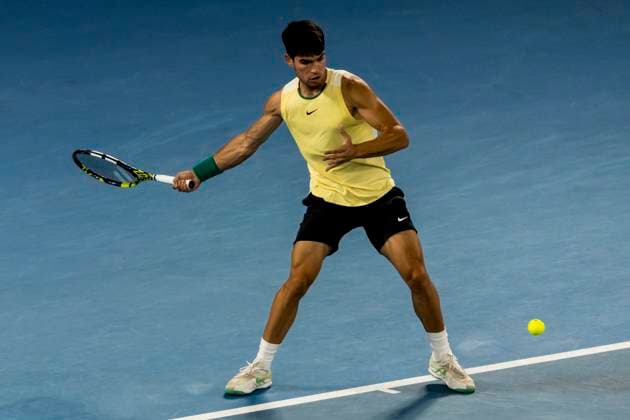 MELBOURNE, VIC - JANUARY 24: Carlos Alcaraz of Spain in action during the Quarterfinals of the 2024 Australian Open on January 24 2024, at Melbourne Park in Melbourne, Australia. (Photo by Jason Heidrich Icon Sportswire) TENNIS: JAN 24 Australian Open EDITORIAL USE ONLY Icon240124268