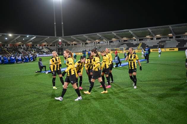 GÖTEBORG, SWEDEN 20240124 Häckens players just before kick-off during Wednesdays Champions League Group D football match between BK Häcken and Paris FC at Hisingen arena GÖTEBORG, SWEDEN x9200x  Copyright: xBjörnxLarssonxRosvall TTx CHAMPIONS LEAGUE HÄCKEN-PARIS