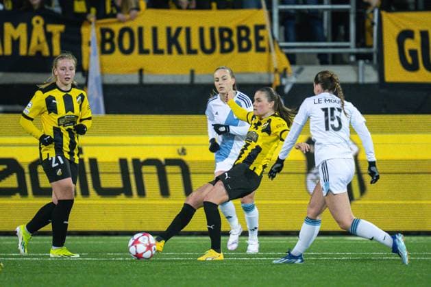240124 Johanna Fossdalsa Sorensen and Hanna Wijk of Häcken during the UEFA Women s Champions League football match between Häcken and Paris FC on January 24, 2024 in Gothenburg Photo Mathias Bergeld BILDBYRAN kod MB MB0841 fotboll football soccer fotball champions league häcken paris fc dam bbeng women kvinner womens champions league bbauto  Copyright: MATHIASxBERGELD BB240124MB059