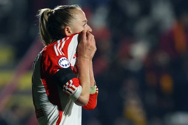 UEFA WOMEN™S CHAMPIONS LEAGUE 2023-2024 - GROUP C - AS ROMA vs FC BAYERN MUNCHEN Rome, Italy 24.01.2024: Lea Schuller of Bayern disappointment at the end of the UEFA Women s Champions League 2023-2024 football match, group stage C, between AS Roma vs FC Bayern Munchen at Tre fontane stadium in Rome. Rome tre fontane italy Copyright: xmarcoxiacobucci