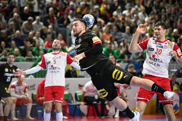 Koln, Germany, 240124. Lanxess Arena. EHF EURO 2024. Germany - Croatia, the last match of the second round of the European Handball Championship, group I. In the photo: Domagoj Duvnjak, Marko Mamic. Photo: Ante Cizmic CROPIX Hrvatska Copyright: xxAntexCizmicx njemacka_hrvatska72-240124