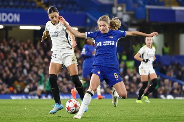 Chelsea Women v Real Madrid Women UEFA Womens Champions League Melanie Leupolz of Chelsea Women and a player for of Real Madrid Women during the UEFA Womens Champions League Group D match at Stamford Bridge, London Copyright: xChrisxMyattx FIL-19555-0038 UK Newspapers OUT