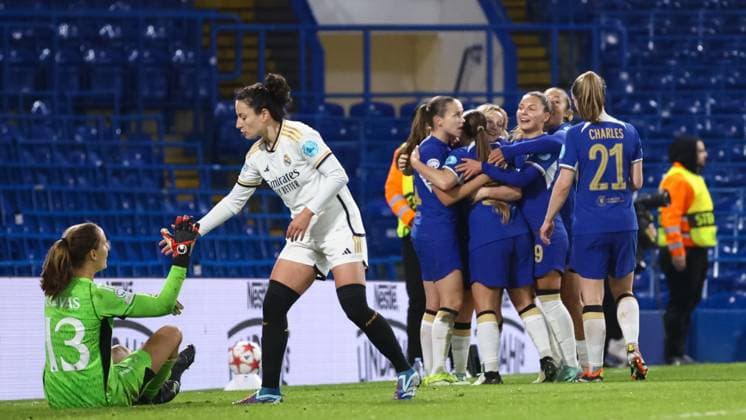 Chelsea Women v Real Madrid Women UEFA Womens Champions League Chelsea Women celebrates their teams second goal to make the score 2-1 during the UEFA Womens Champions League Group D match at Stamford Bridge, London Copyright: xChrisxMyattx FIL-19555-0045 UK Newspapers OUT