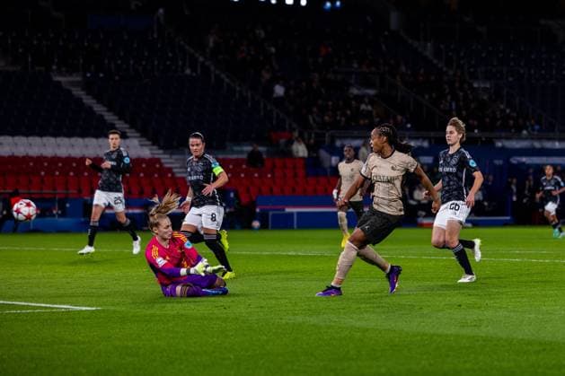 Marie-Antoinette Katoto (9 PSG) scoring during the UEFA Women?s Champions League game between Paris Saint Germain and Ajax Amsterdam at Parc des Princes in Paris, France. (Pauline FIGUET SPP) Copyright: xPaulinexFIGUETx xSPPx spp-en-PaFiSp-PF_PSGvAJAX052
