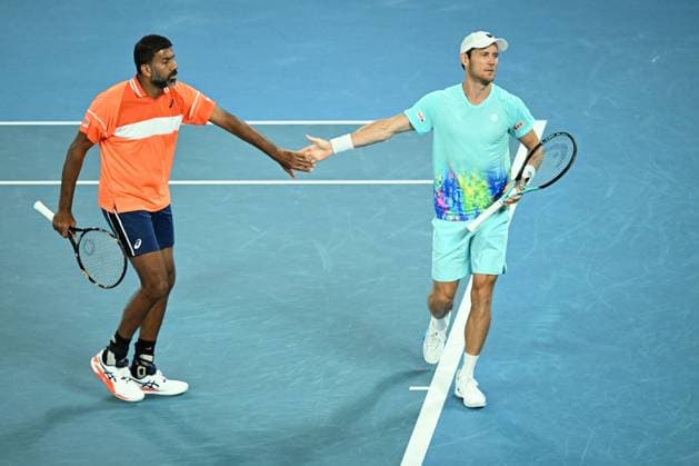 TENNIS AUSTRALIAN OPEN, Matthew Ebden (right) of Australia and Rohan Bopanna of India during their Men?s Doubles semifnal against Tomas Machac of Czech Republic and Zhizhen Zhang of China on Day 12 of the 2024 Australian Open at Melbourne Park in Melbourne, Thursday, January 25, 2024. ( NO ARCHIVING, EDITORIAL USE ONLY, NO USE IN BOOKS WITHOUT CONSENT MELBOURNE VICTORIA AUSTRALIA  Copyright: xJAMESxROSSx 20240125001893299719