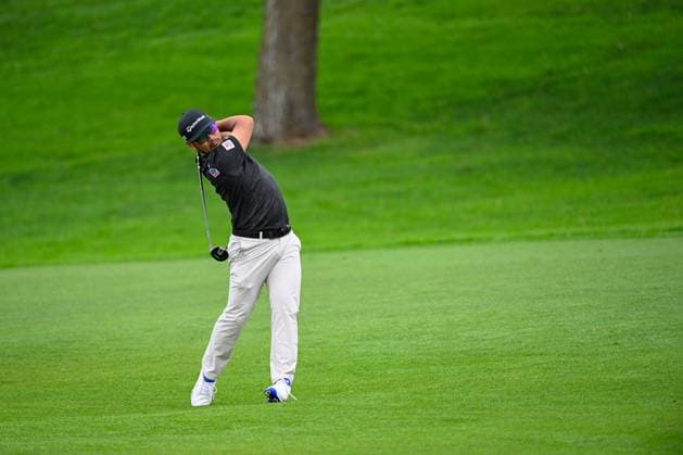 LA JOLLA, CA - JANUARY 24: Ryo Hisatsune (JPN) watches his approach shot on 9 during Rd1 of the Farmers Insurance Open at Torrey Pines Golf Course in La Jolla, California. (Photo by Ken Murray Icon Sportswire) GOLF: JAN 24 PGA, Golf Herren Farmers Insurance Open EDITORIAL USE ONLY Icon2401240791