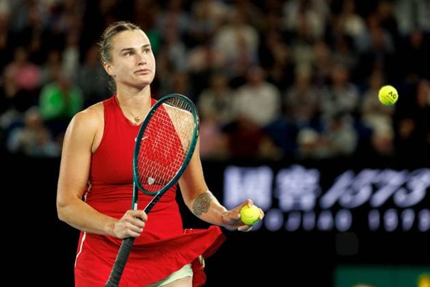 January 25, 2024: 2nd seed ARYNA SABALENKA of Belarus in action against 4th seed COCO GAUFF of the USA on Rod Laver Arena in a Women s Singles Semifinal match on day 12 of the 2024 Australian Open in Melbourne, Australia. Cal Media USA - ZUMAc04_ 20240125_faf_c04_010 Copyright: xSydneyxLowx