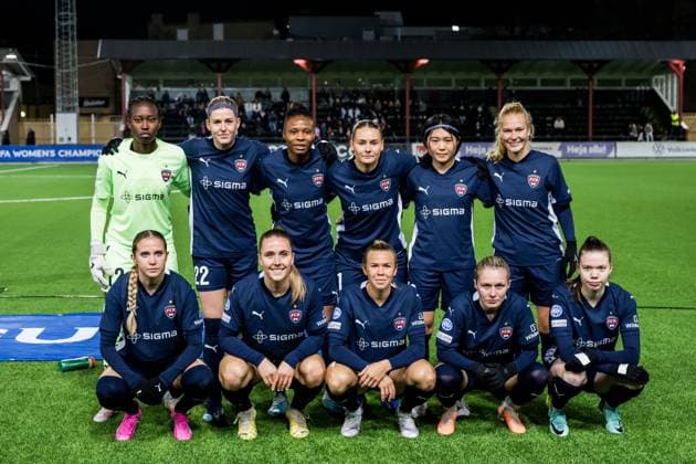 240125 The starting eleven of Rosengard pose for a team picture ahead the UEFA Womens Champions League football match between FC Rosengard and Benfica on January 25, 2024 in Malmö Photo Petter Arvidson BILDBYRAN kod PA PA0740 fotboll soccer fotball champions league fc rosengard benfica dam bbeng  Copyright: PETTERxARVIDSON BB240125PA151