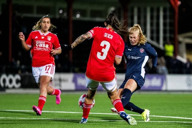 240125 Sofie Bruun Bredgaard of FC Rosengard during the UEFA Women s Champions League soccer match between FC Rosengard and Benfica on January 25, 2024 in Malmö Photo Petter Arvidson BILDBYRAN kod PA PA0740 fotboll football soccer fotball champions league fc rosengard benfica dam bbeng  Copyright: PETTERxARVIDSON BB240125PA154