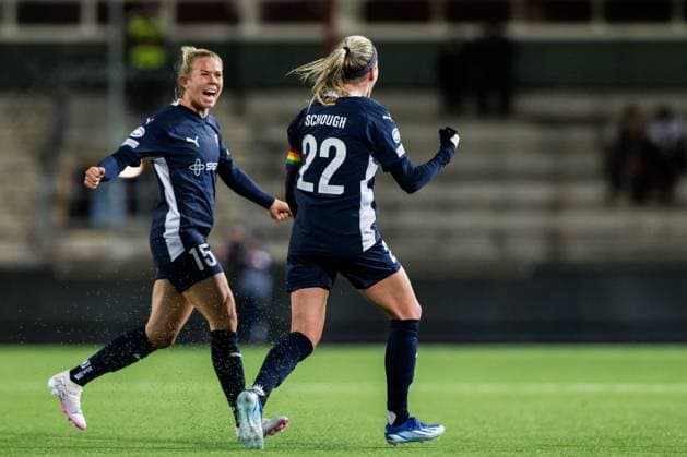 240125 Jessica Wik and Olivia Schough of FC Rosengard celebrates after 1 0 during the UEFA Women s Champions League football match between FC Rosengard and Benfica on January 25, 2024 in Malmö Photo Petter Arvidson BILDBYRAN kod PA PA0740 fotboll football soccer fotball champions league fc rosengard benfica dam bbeng jubel  Copyright: PETTERxARVIDSON BB240125PA159