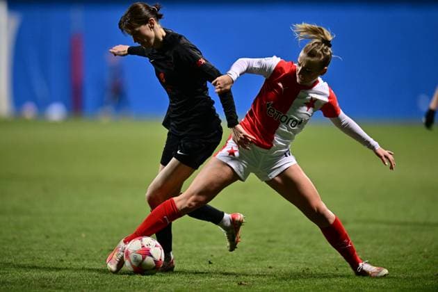 From left Rakel Engesvik of Brann and Gabriela Slajsova of Slavia in action during the Brann vs Slavia Praha UEFA Women s Champions League Group stage match in Mlada Boleslav, Czech Republic, January 25, 2024. (CTKxPhoto RadekxPetrasek) CTKPhotoP2024012508790  CTKPhotoP2024012508790