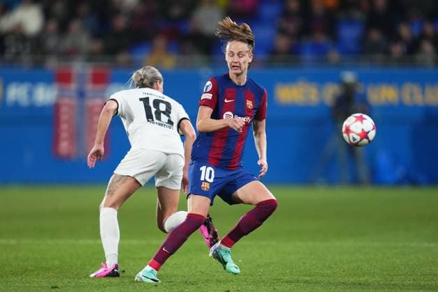 ESP: FC Barcelona, Barca Eintracht Franckfurt. UEFA Women™s Champions League match, Group A, date 5 Caroline Graham Hansen of FC Barcelona and Verena Hanshaw of Eintracht Frankfurt during the UEFA Women™s Champions League match, Group A, date 5, between FC Barcelona and Eintracht Franckfurt played at Johan Cruyff Stadium on January 25, 2024 in Barcelona, Spain. kpng Copyright: xAlexxCarrerasx xIMAGOx PS_240125_011