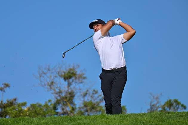 January 25, 2024: Xander Schauffele watches his drive on the 15th hole during the second round of the Farmers Insurance Open at Torrey Pines North in San Diego, California. CSM San Diego USA - ZUMAc04_ 20240125_zma_c04_012 Copyright: xJustinxFinex