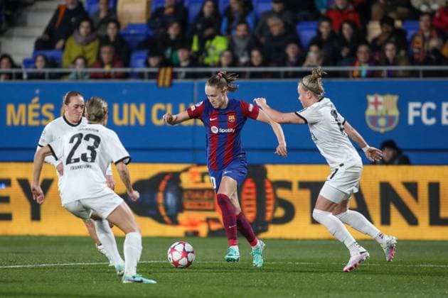 Barcelona, Spain, 25th January 2024: Caroline Graham Hansen (10 FC Barcelona, Barca in action during the UEFA Women s Champions League match between Barcelona and Eintracht Frankfurt at the Estadi Johan Cruyff in Barcelona, Spain (Alexander Canillas SPP) Copyright: xAlexanderxCanillasx xSPPx spp-en-AlCaSp-0V1A0575