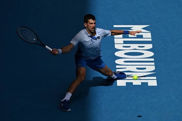 TENNIS AUSTRALIAN OPEN, Novak Djokovic of Serbia in action during his Men?s semifinal against Jannik Sinner of Italy on Day 13 of the 2024 Australian Open at Melbourne Park in Melbourne, Friday, January 26, 2024. ( NO ARCHIVING, EDITORIAL USE ONLY, NO USE IN BOOKS WITHOUT CONSENT MELBOURNE VICTORIA AUSTRALIA  Copyright: xJAMESxROSSx 20240126001893768617
