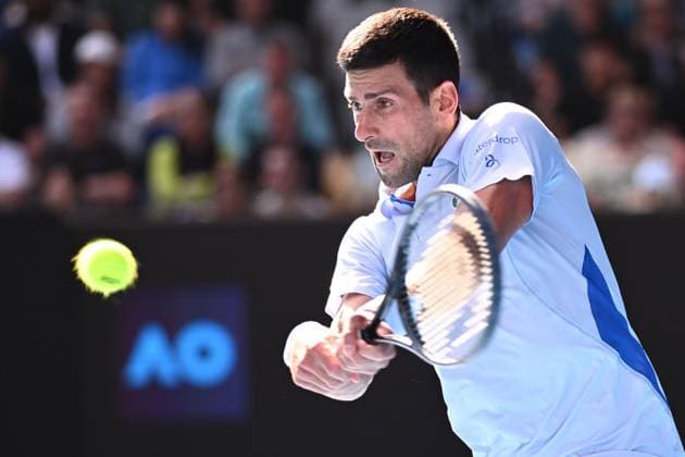 TENNIS AUSTRALIAN OPEN, Novak Djokovic of Serbia in action during his Men?s semifinal against Jannik Sinner of Italy on Day 13 of the 2024 Australian Open at Melbourne Park in Melbourne, , Friday, January 26, 2024. ( NO ARCHIVING, EDITORIAL USE ONLY, NO USE IN BOOKS WITHOUT CONSENT MELBOURNE VICTORIA AUSTRALIA  Copyright: xJOELxCARRETTx 20240126001893773072