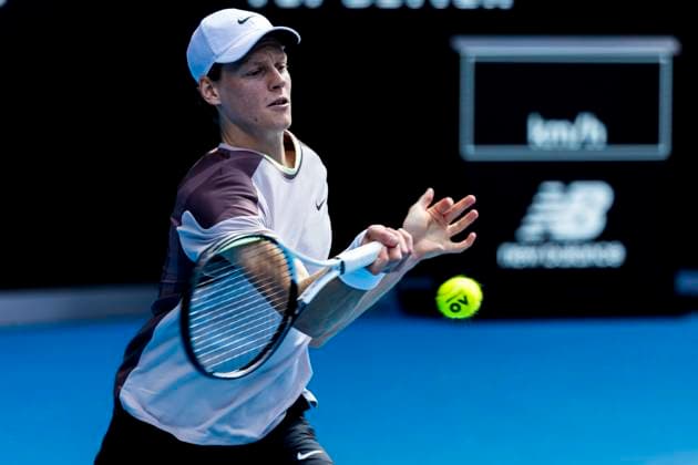 MELBOURNE, VIC - JANUARY 26: Jannik Sinner of Italy in action during the semifinals of the 2024 Australian Open on January 26 2024, at Melbourne Park in Melbourne, Australia. (Photo by Jason Heidrich Icon Sportswire)MELBOURNE, VIC - JANUARY 26: TENNIS: JAN 26 Australian Open EDITORIAL USE ONLY Icon240126034