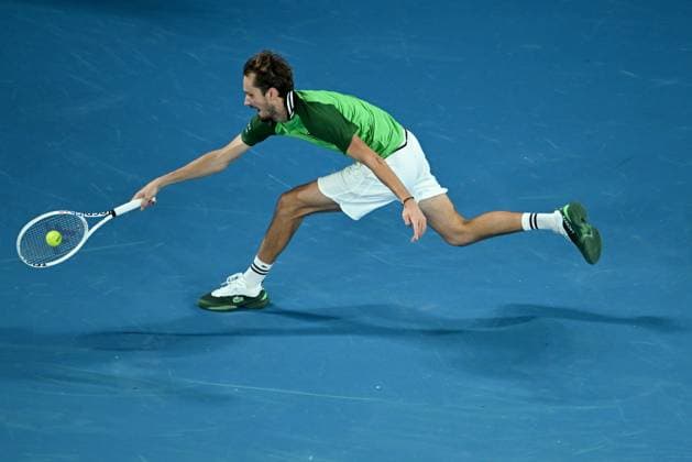 TENNIS AUSTRALIAN OPEN, Daniil Medvedev of Russia in action during his Men?s semifinal against Alexander Zverev of Germany on Day 13 of the 2024 Australian Open at Melbourne Park in Melbourne, Friday, January 26, 2024. ( NO ARCHIVING, EDITORIAL USE ONLY, NO USE IN BOOKS WITHOUT CONSENT MELBOURNE VICTORIA AUSTRALIA  Copyright: xJOELxCARRETTx 20240126001893865231