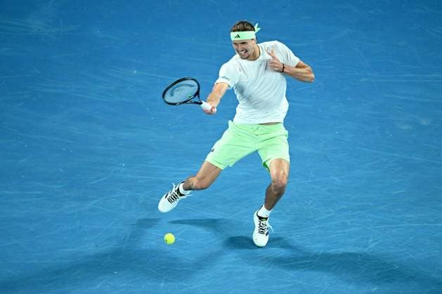 TENNIS AUSTRALIAN OPEN, Alexander Zverev of Germany in action during his Men?s semifinal against Daniil Medvedev of Russia on Day 13 of the 2024 Australian Open at Melbourne Park in Melbourne, Friday, January 26, 2024. ( NO ARCHIVING, EDITORIAL USE ONLY, NO USE IN BOOKS WITHOUT CONSENT MELBOURNE VICTORIA AUSTRALIA  Copyright: xJOELxCARRETTx 20240127001893894836