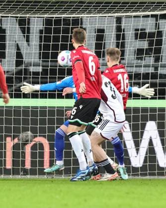 26 01 2024 Soccer Season 2023 2024 2 Soccer Bundesliga 19 Matchday Hannover 96 H96 1 FC Nürnberg FCN Club Sportfoto Zink DaMa xdaxmax DFL regulations prohibit any use of photographs as image sequences and or quasi video only for editorial use Tor Treffer Torschuß zum 1 0 Torschütze Havard Nielsen 16, Hannover 96 H96 vs Carl Klaus 1, 1 FC Nürnberg FCN