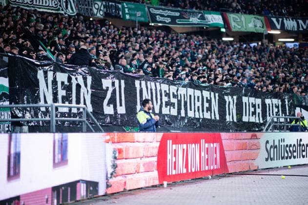 26 01 2024 Football, 2023 2024, 1 Bundesliga, Matchday 19, Hannover 96 1 FC Nürnberg Protest of the fans Hannover against the German Football League DFL with a banner No to investors in the DFL DFL REGULATIONS PROHIBIT ANY USE OF PHOTOGRAPHS AS IMAGE SEQUENCES AND OR QUASI VIDEO