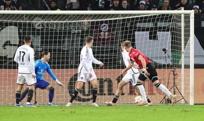 26 01 2024 Soccer Season 2023 2024 2 Soccer Bundesliga 19 Matchday Hannover 96 H96 1 FC Nuremberg FCN Club Sportfoto Zink DaMa xdaxmax DFL regulations prohibit any use of photographs as image sequences and or quasi video only for editorial use Goal Goal Shot to 2 0 Goal Scorer Havard Nielsen 16, Hannover 96 H96 by header