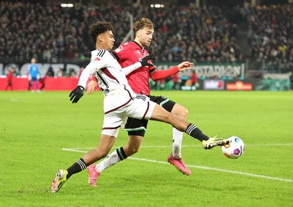 26 01 2024 Soccer Season 2023 2024 2 Soccer Bundesliga 19 Matchday Hannover 96 H96 1 FC Nürnberg FCN Club Sportfoto Zink DaMa xdaxmax DFL regulations prohibit any use of photographs as image sequences and or quasi video only for editorial use Nathaniel Brown 27, 1 FC Nürnberg FCN Kolja Nuno Oudenne 29, Hannover 96 H96